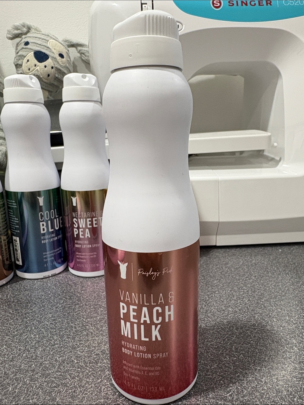 Pink Zebra Hydrating Body Lotion Spray - Vanilla & Peach Milk